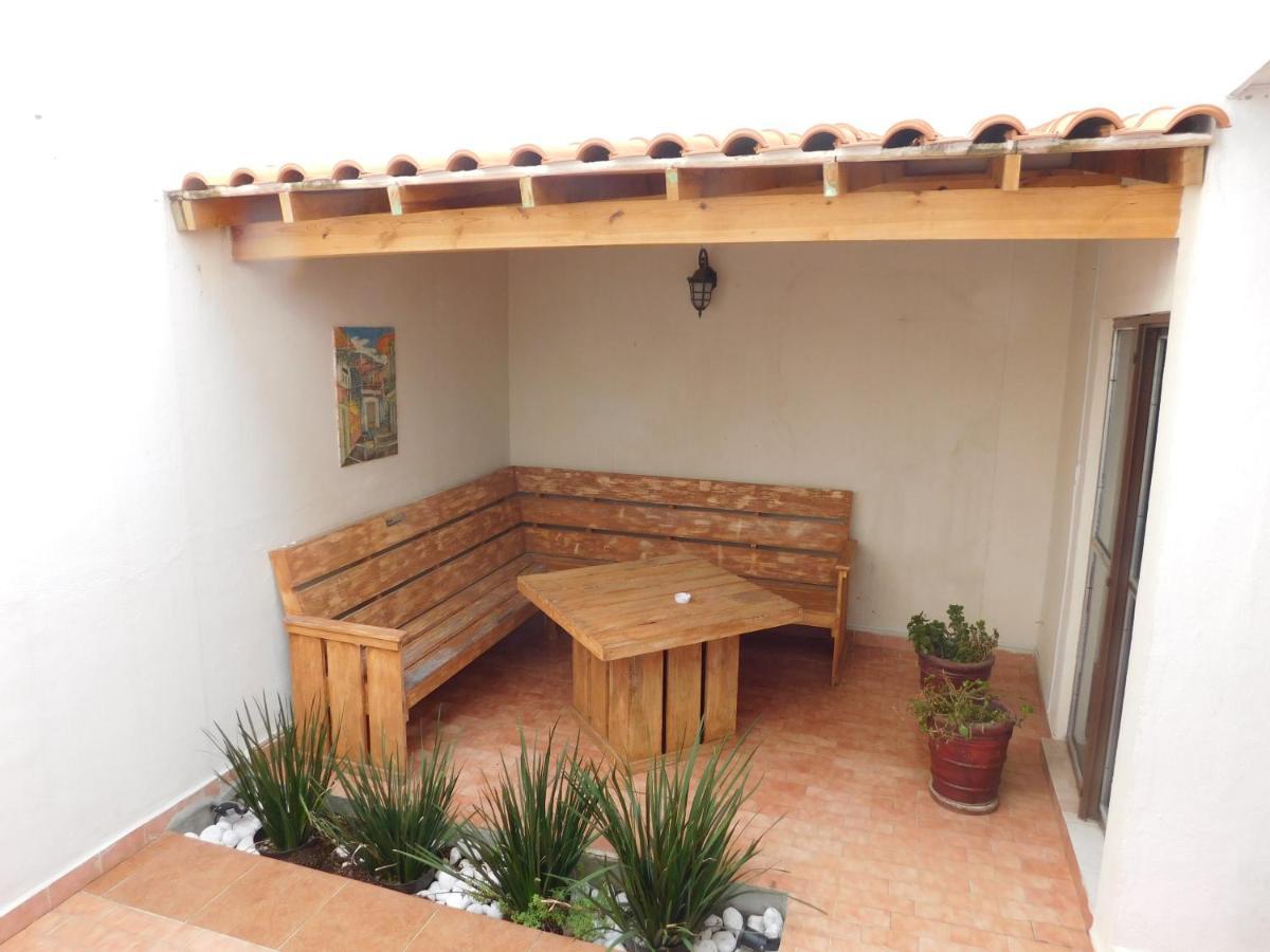 Gasthaus Casona Luciernaga-Casa De Huespedes León Exterior foto