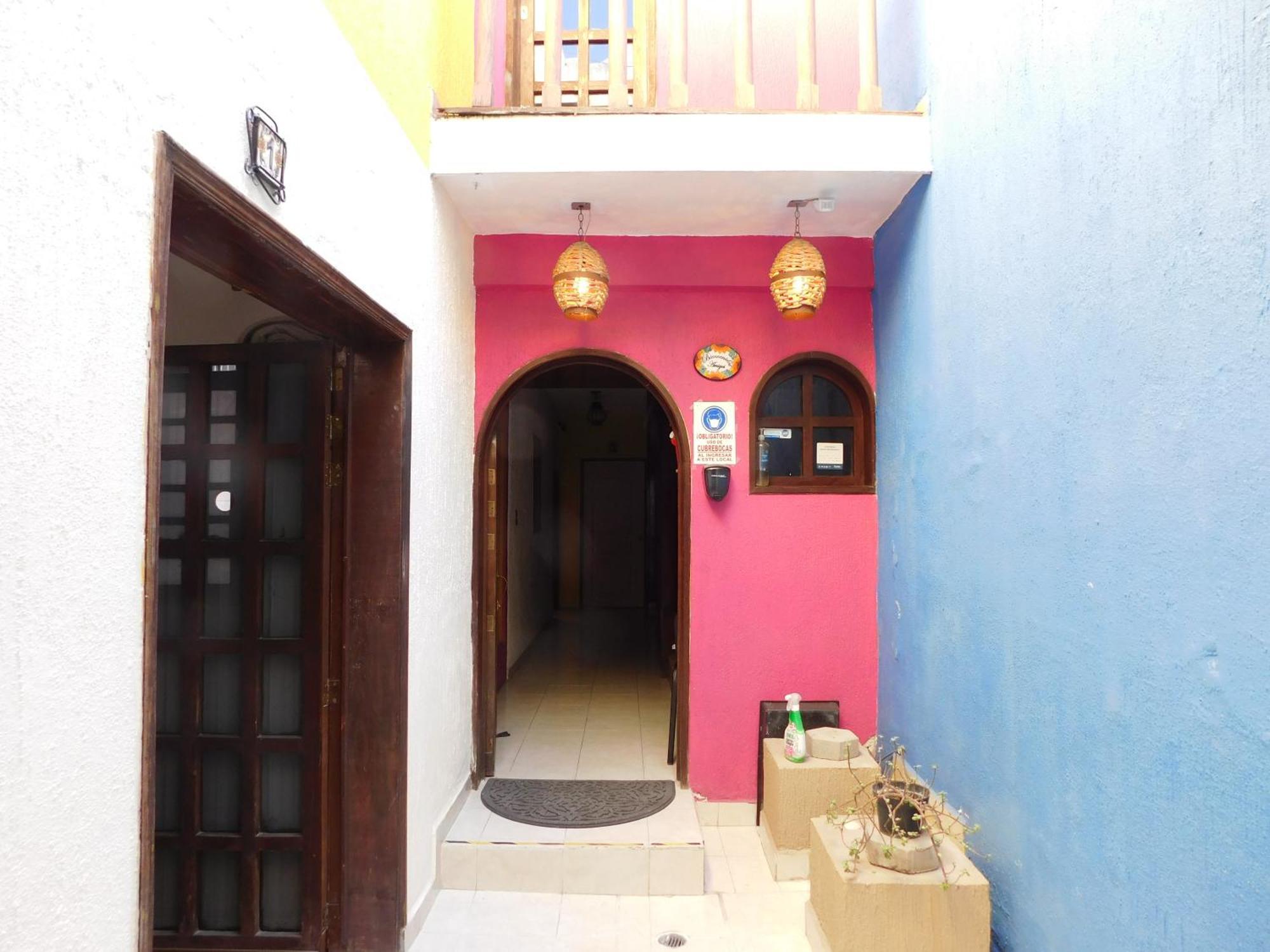 Gasthaus Casona Luciernaga-Casa De Huespedes León Exterior foto
